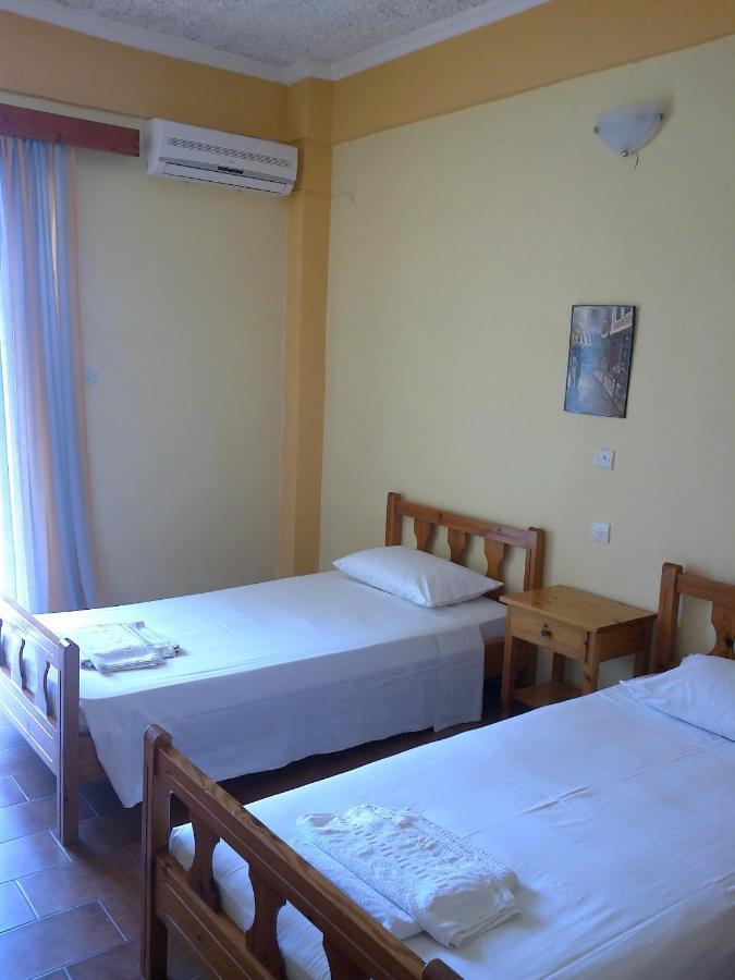 Gregory'S Studios Палеокастріца Номер фото